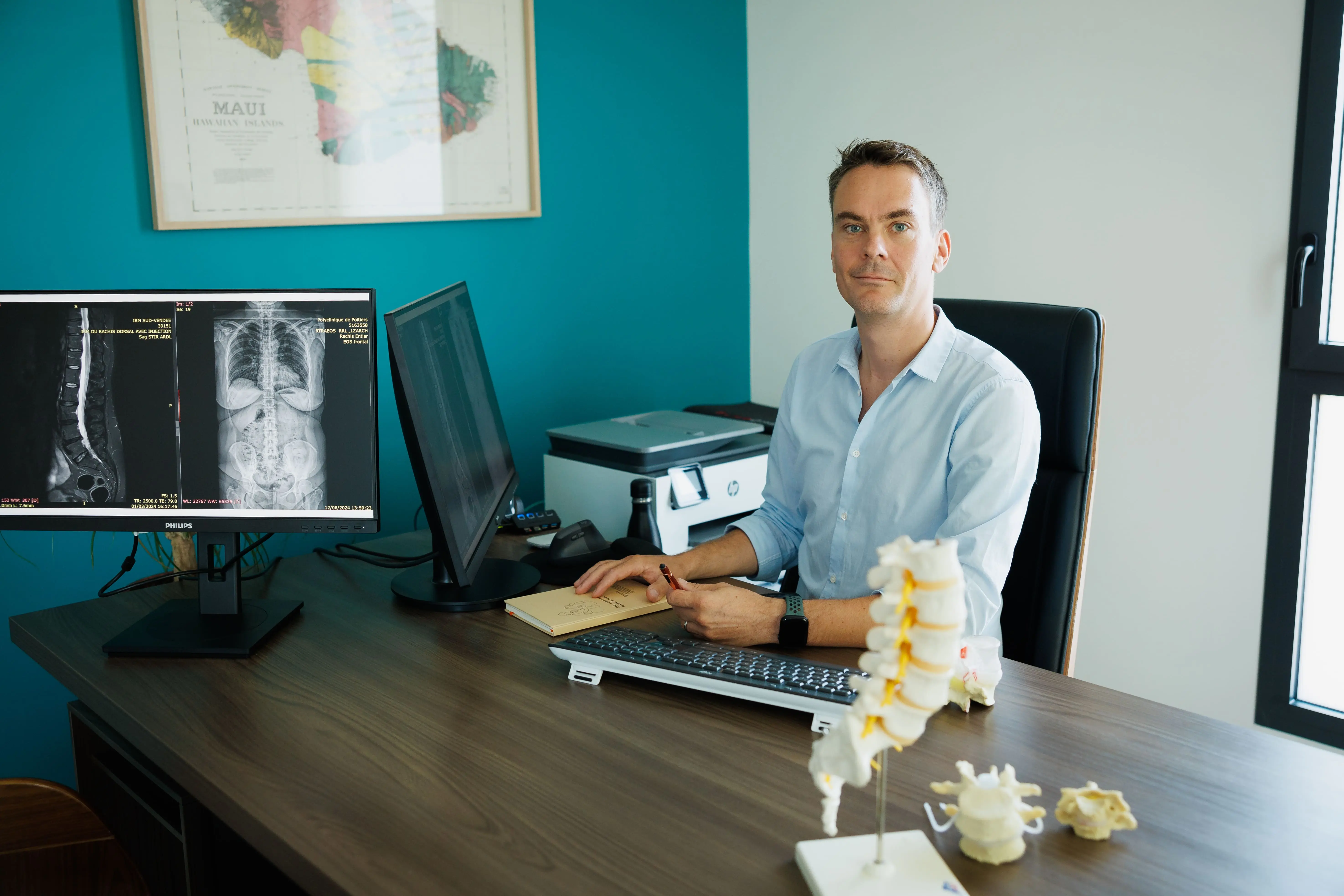 Dr Simon Teyssedou — consultation chirurgie du rachis